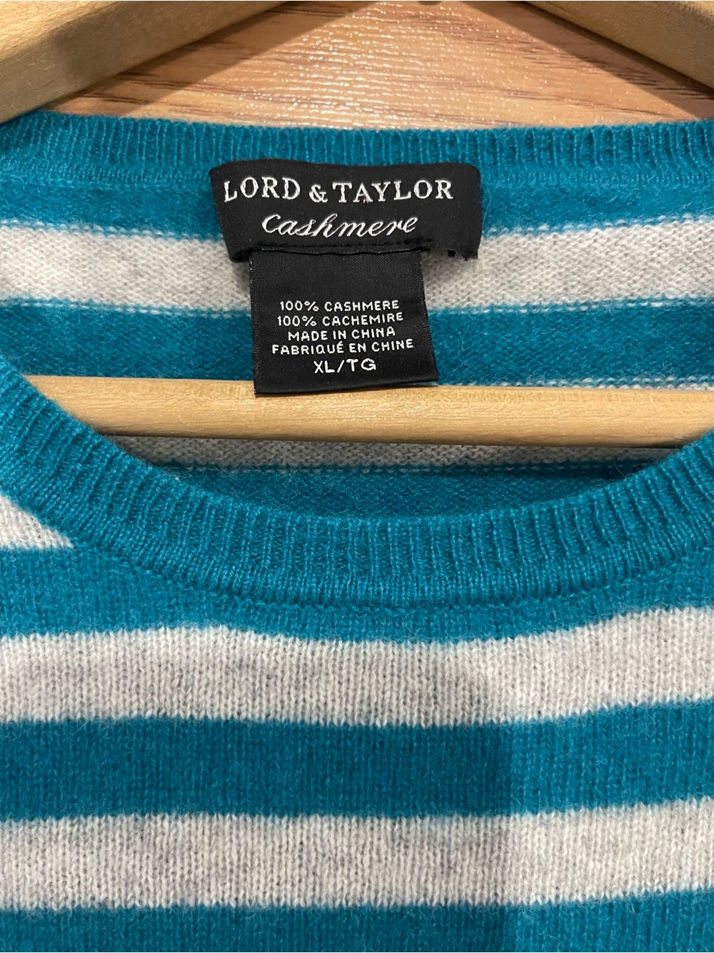 Lord & Taylor 100% Cashmere Teal and grey Striped Crewneck Sweater knit/wool XL